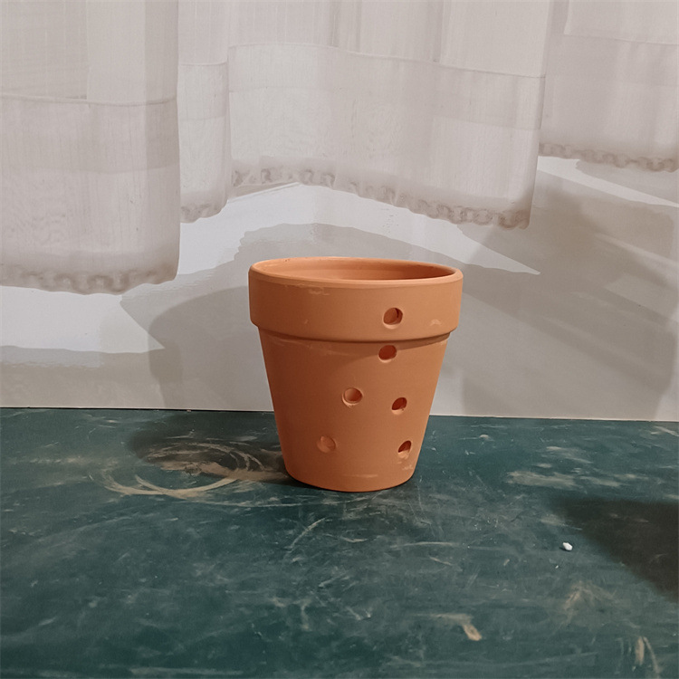 Taupe color Clay basin