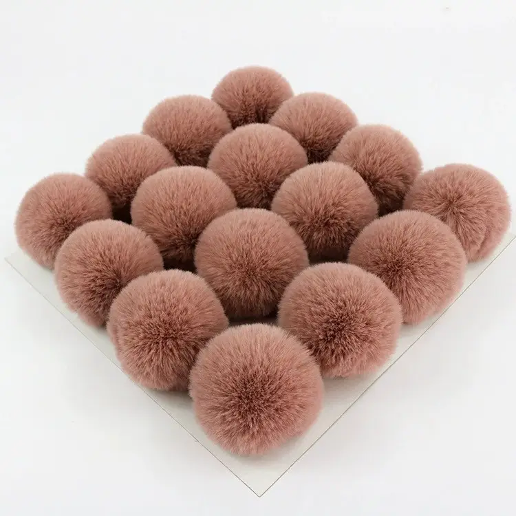 2023 Heißer Verkauf Kleine Größe 6cm Hot Sale Faux Kunst pelz Pom Poms Ball Mit Gummiband Für Beanie Hut