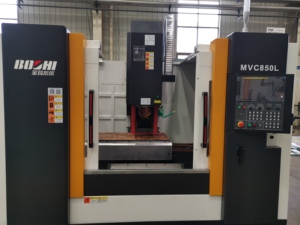 VMC1105u CNC dikey işleme merkezi yüksek hassasiyetli dikey öğütme makinesi - Product Image 3