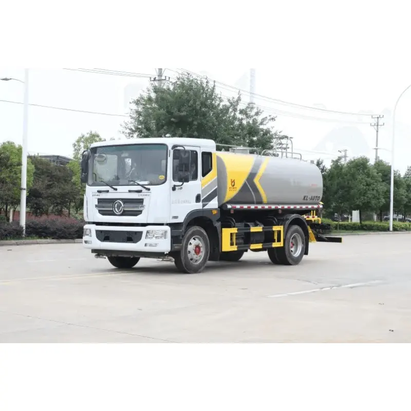 Camion de transport d'eau diesel Dongfeng D9 4X2 15000L, fabricant chinois