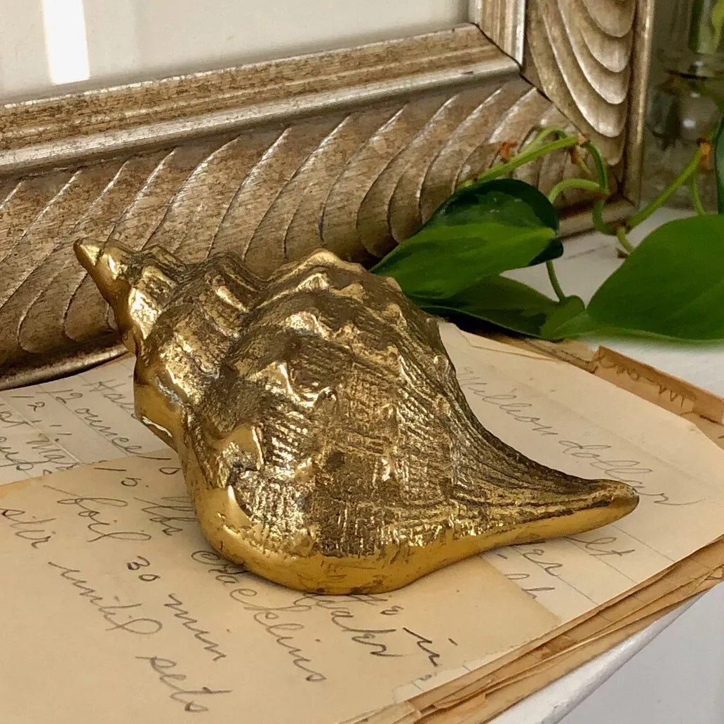 Decorative Solid Brass Paper Weight for Table Decor