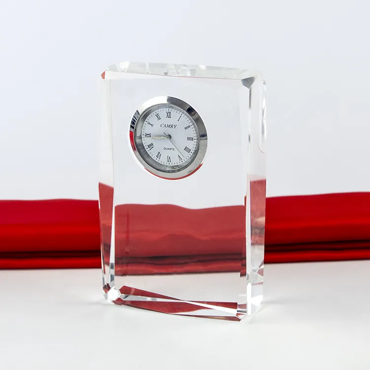 Guangzhou fábrica al por mayor mejor precio reloj de metal de cristal personalizado grabado láser reloj regalos para decoración de vacaciones