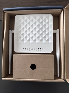 ONU AN5506-02FG GPON 1GE + 1FE + 1TEL + WIFI2.4 ONU FTTH FTTH Fiber ağ için orijinal Pon sistemleri için PON ile 1port yama kablosu - Product Image 5
