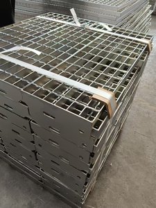 Nhôm thép không gỉ răng cưa Báo Chí khóa Grating tùy chỉnh kích thước OEM chống trượt cầu thang Tread lưới decking giàn giáo Hội Đồng Quản trị sàn - Product Image 5