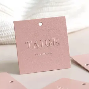 Kabartmalı kare giyim moda kadın giyim salıncak giysi etiketi lüks özel Logo kıyafet askı etiket giysi etiketi pembe ayakkabı kağıt