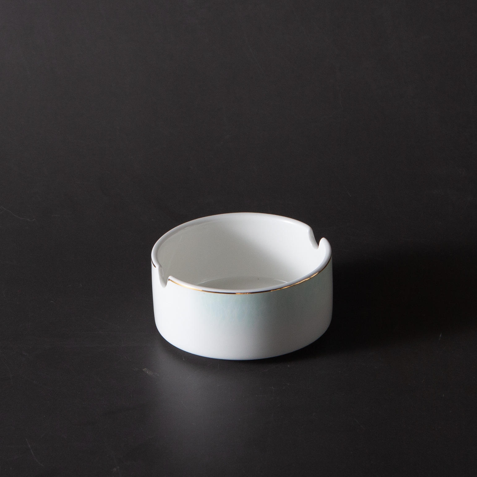 ที่เขี่ยบุหรี่