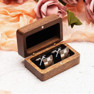 กล่องบรรจุภัณฑ์คลิปหนีบเนคไททำจากไม้ - Product Image 1