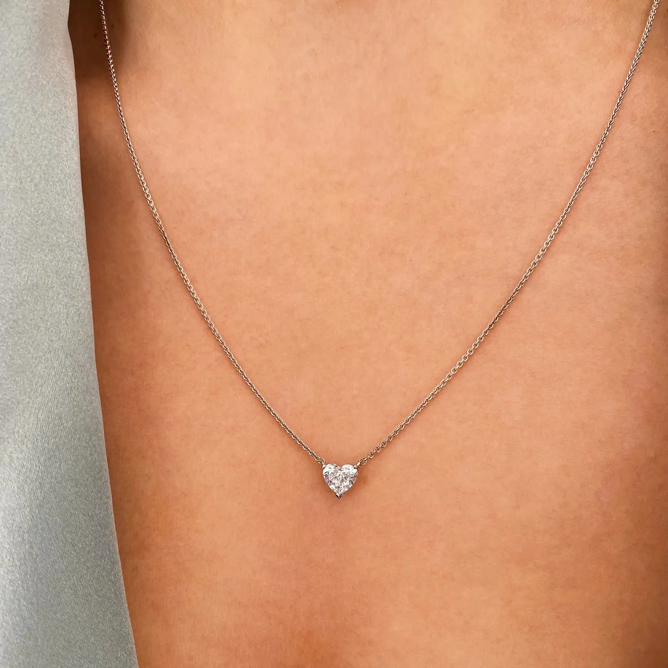 맞춤형 높은 보석 큐빅 지르코니아 미니멀리스트 18k 골드 도금 스털링 실버 하트 모양의 다이아몬드 목걸이
