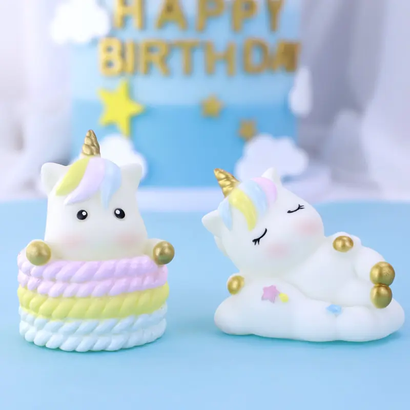 Copyright pastel de cumpleaños plugin unicornio ornamento Bola de Pelo escena para hornear espuma nube pastel decoración pastel Topper al por mayor