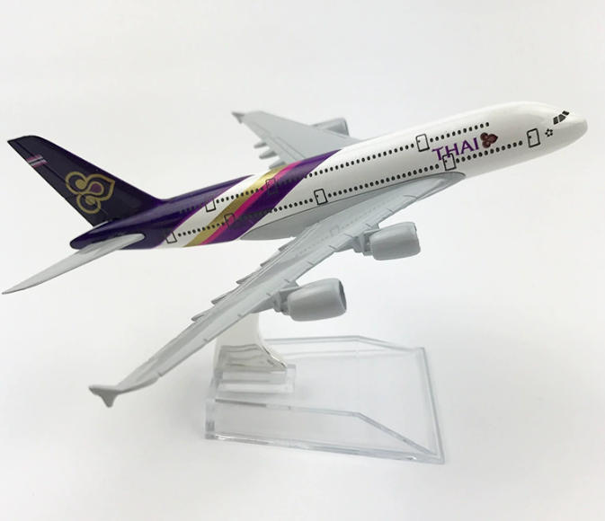 White-Thai Airways