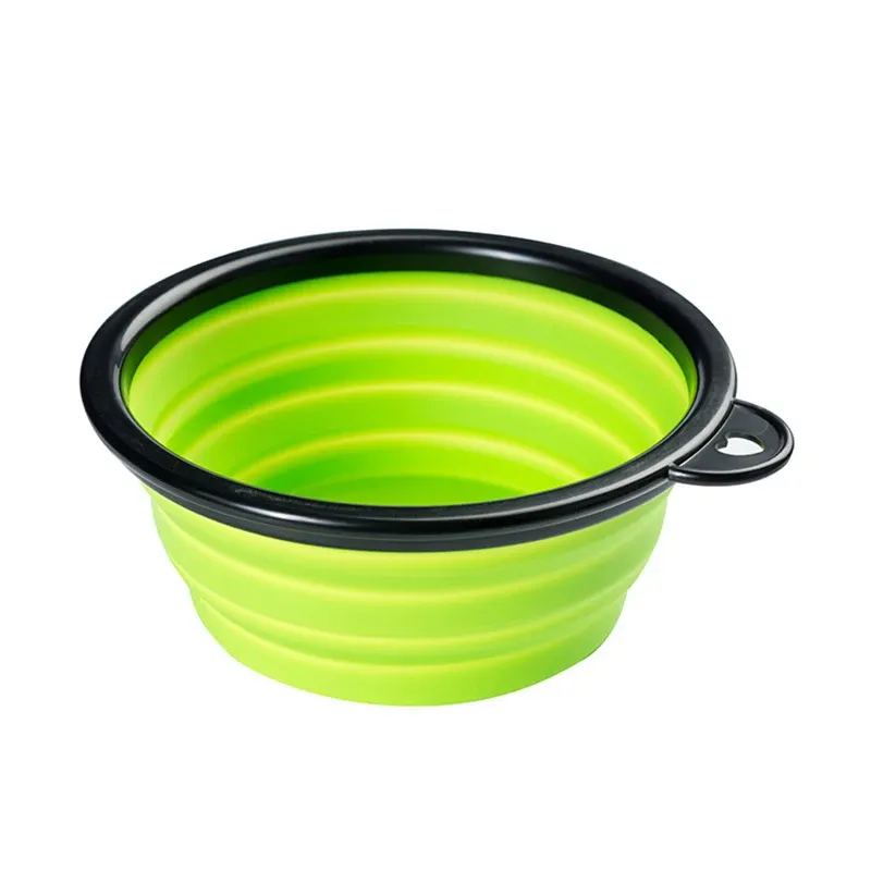 Vert + Bouche noire