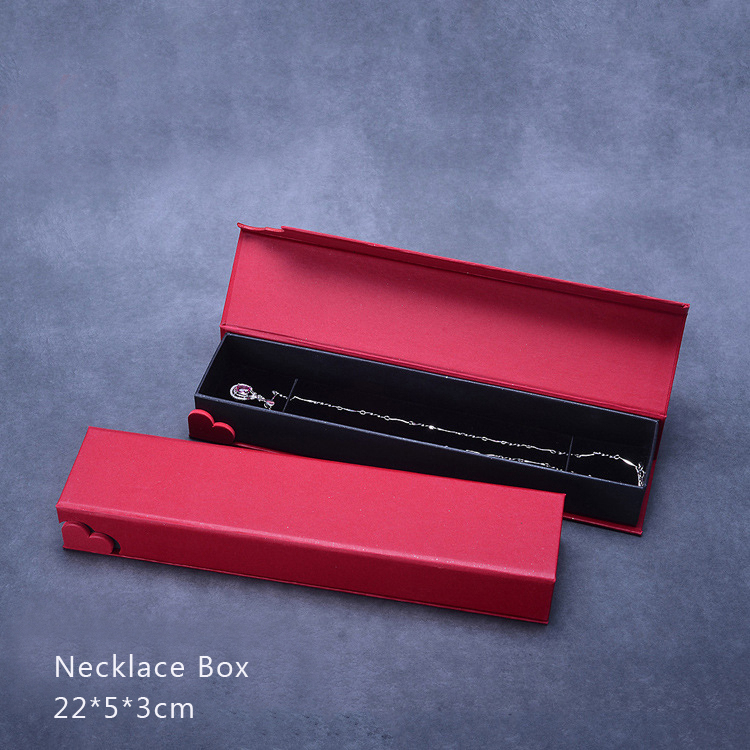 Caja para Brazalete de Cadena de Terciopelo Negro