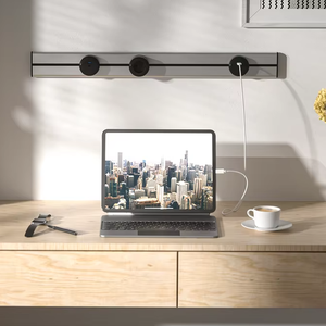 Sistema Di Traccia Di Alimentazione Con Presa Rotante in Alluminio Da Montare Sulla Parete, Con Presa <strong>Alternative</strong> Per La Cucina