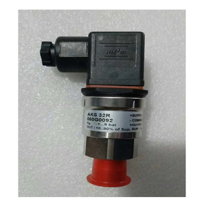 New and Original D-anfoss Pressure transmitter 060G5582 MBS 3000, -1 bar - 5 bar, -14.5 psi - 72.5 psi - Product Image 4