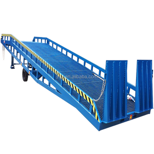 8T Mobile Boarding Bridge Container Logistics Hydraulic Mobile <strong>Loading</strong> <strong>and</strong> <strong>Unloading</strong> <strong>Platform</strong> - Product Image 1