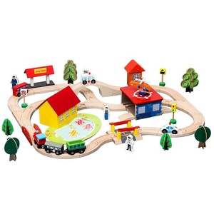 ชุดของเล่นเพื่อการศึกษาแบบโต้ตอบรางรถไฟไม้1:5ข้ามพรมแดนบล็อคก่อสร้างสำหรับเด็กรถไฟโธมัสแกะสลัก - Product Image 1