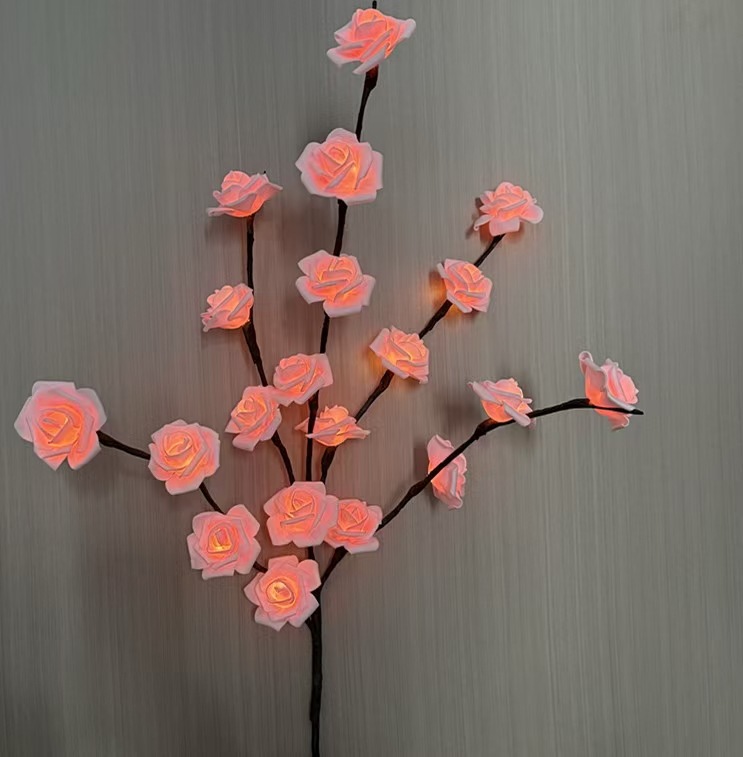Lampe branche de rosier rose, 20 lampes - lumière chaude à piles.