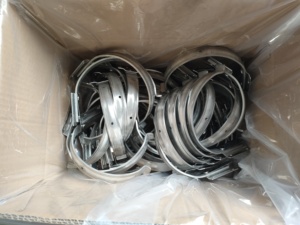 Nhà máy nóng bán tùy chỉnh thép không gỉ sắt thép máng xối khung nửa vòng nước mưa máng xối móc áo móc - Product Image 6