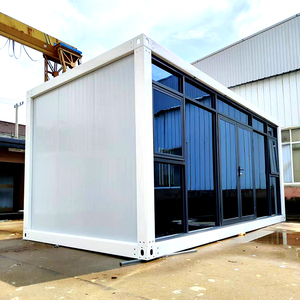 Contenedor de panel sándwich de madera de acero modular prefabricado, tienda minorista, edificio prefabricado, centro comercial, casa contenedor para el hogar