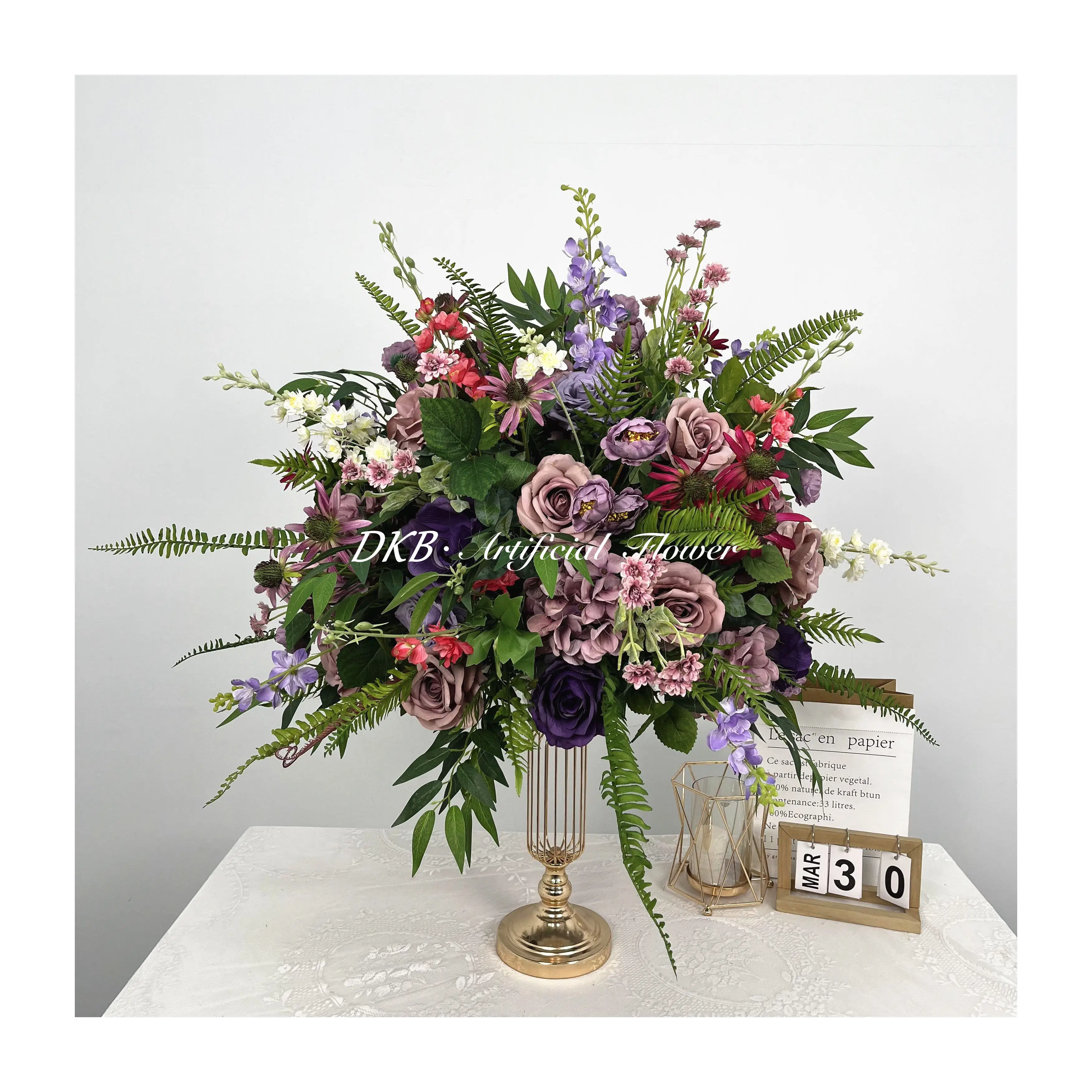 Décoration et fournitures de mariage bas prix en gros premium real touch violet boule de fleurs en soie centres de table de mariage