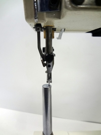 Japonya marka KANSAI PX302-4W <span class=keywords><strong>2</strong></span> iğne çift zincir dikiş 4-point zig-zag makinesi gemi hazır