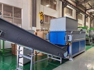 100-800キログラム/時間大きな廃棄物スクラップおよびフィルム用の廃棄物プラスチックリサイクルマシンのHorseRiderプラスチックシングルシャフトシュレッダー
