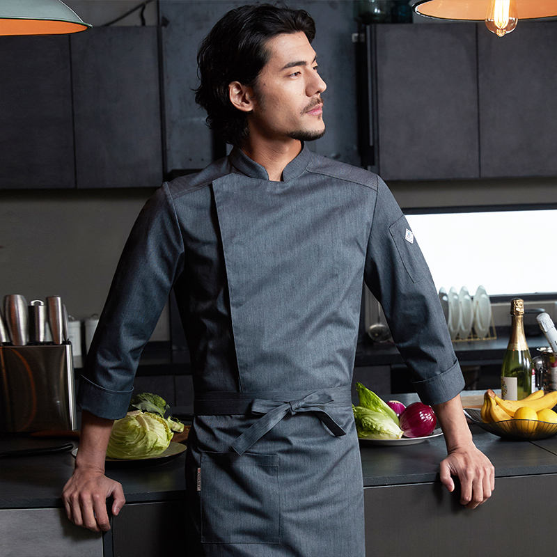 แขนยาวสีเทา