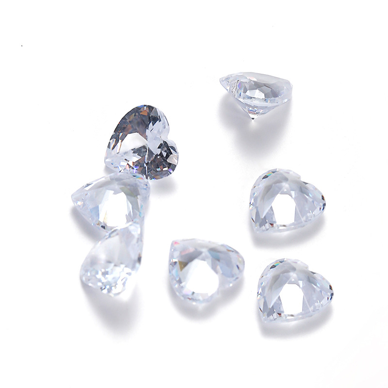 Coeur blanc transparent