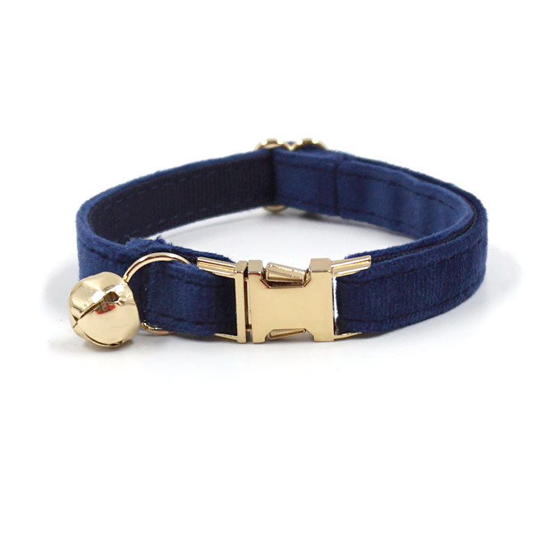 Bleu foncé