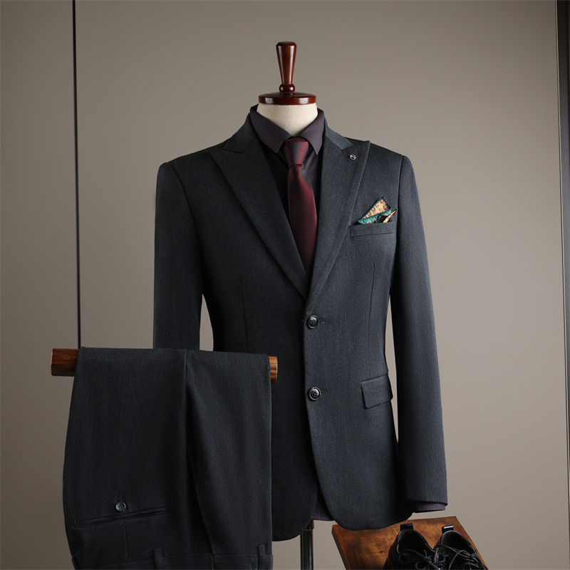 Gris oscuro (traje + pantalón)