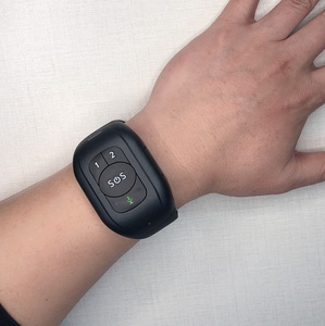 Mini pulsera rastreadora con GPS para niños, dispositivo de detección de temperatura con botón de panic SOS, 4G, detector de caída, Alarma para ancianos y posicionamiento por WIFI - Product Image 2