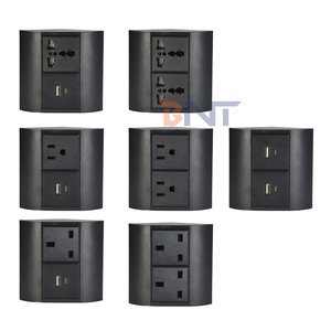 Enchufe portátil de esquina para escritorio de oficina y hogar del Reino Unido con 2 puertos de salida USB a para múltiples dispositivos o uso en hospitales - Product Image 6