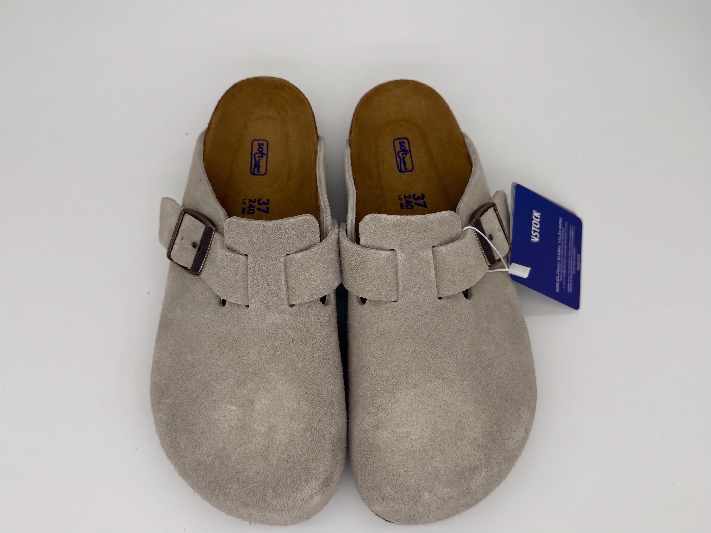 Taupe