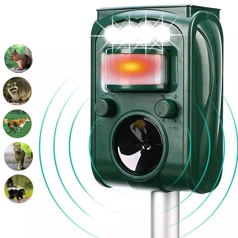 Jardín Solar Powered Ultras ONIC Repelente de animales al aire libre Sensor de movimiento Flash Light Dog Cat Raccoon Rabbit Animal Dispeller