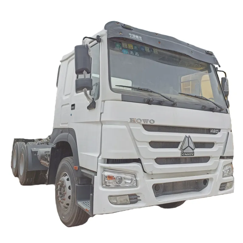 Camions remorque Sinotruk Howo d'occasion Actros en Chine En stock 6x4 10 roues 371HP Camion tracteur à moteur diesel à vendre