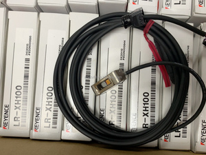 PNP Output KEYENCE LR-XN11P Amplifier CMOS Laser Distance <strong>Sensor</strong> Industrial Automation <strong>Control</strong> <strong>Module</strong> - Product Image 4