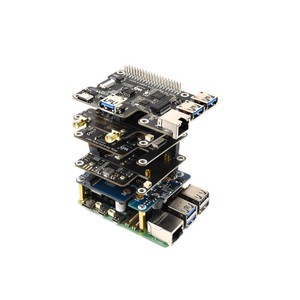 Scheda adattatore 4-Ch PCIe FFC per Raspberry Pi 5, espande l'interfaccia PCIe dei connettori Pi 5 a 4-Ch PCIe FFC - Product Image 5