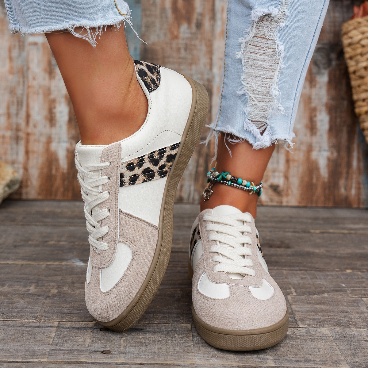 estampado de leopardo beige