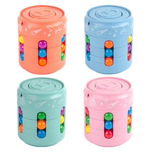 New Ring-Pull Can Magic Bean Puzzle Cube Toys abilità di pensiero per bambini Training decompressione rotante Magic Bean Cube Toy - Product Image 5