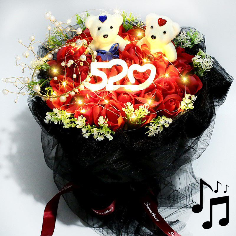 33 bouquets of red crown bear