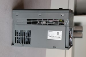 0.4kw כדי 400 תדירות כונן תדר משתנה vfd 50hz 60hz כונן ac עבור הרמת נומינלית 380v 75kw כוח מדורג
