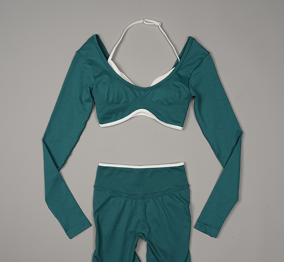 สีเขียว