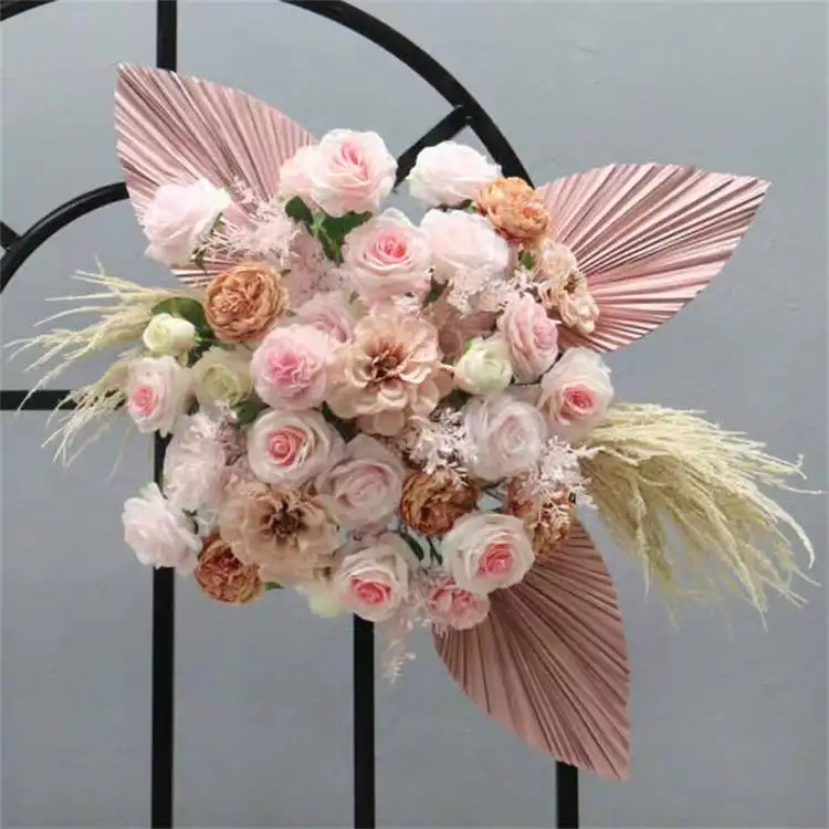 بيع بالجملة أكاليل زهور ونباتات مجففة بمروحة على شكل قطة للزفاف وزهور مقوسة مزخرفة