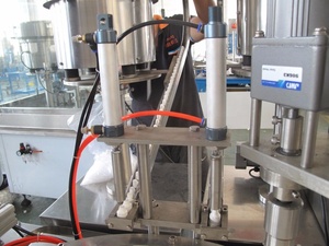 YG100B <strong>Eye</strong> <strong>Drop</strong> Filling Plugging Capping <strong>Machine</strong> & <strong>Eye</strong> <strong>Drop</strong> Filling Line