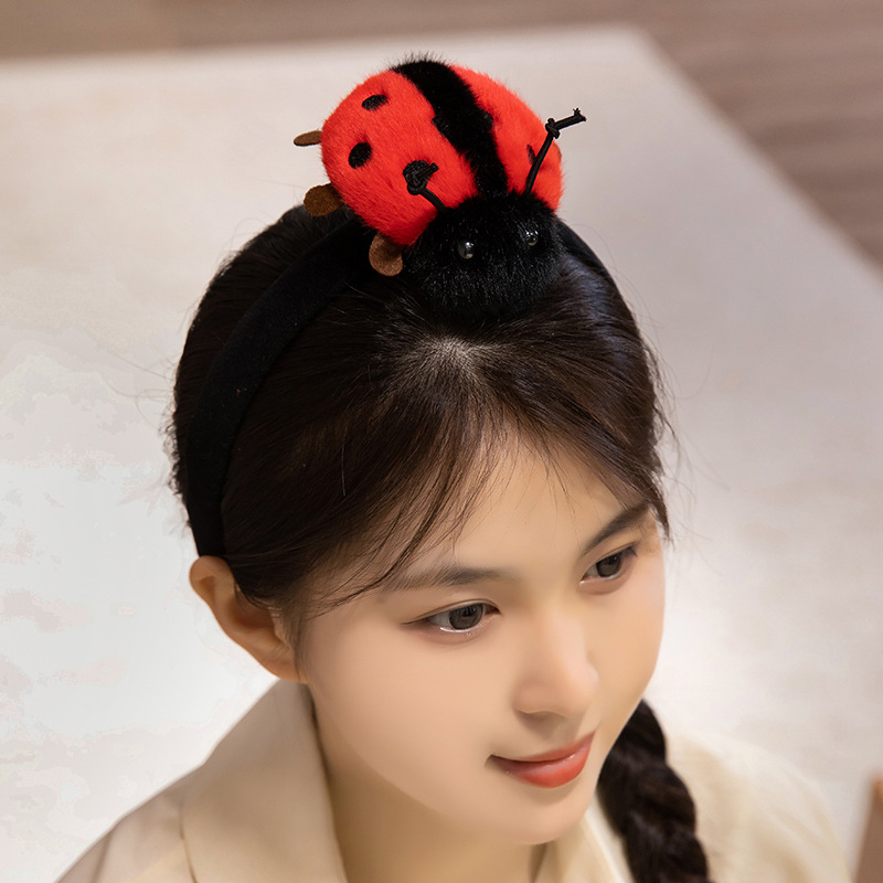 Coccinella septempunctata headband