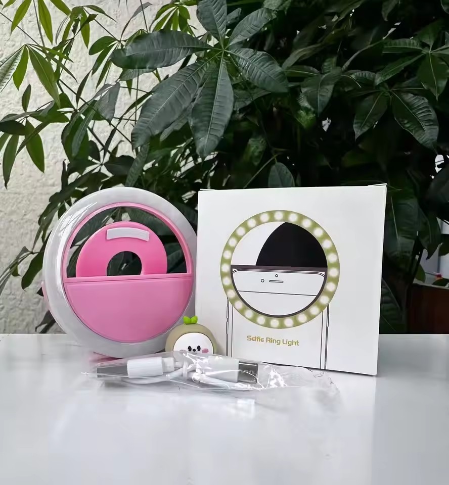 modèle rose avec 36 lampes