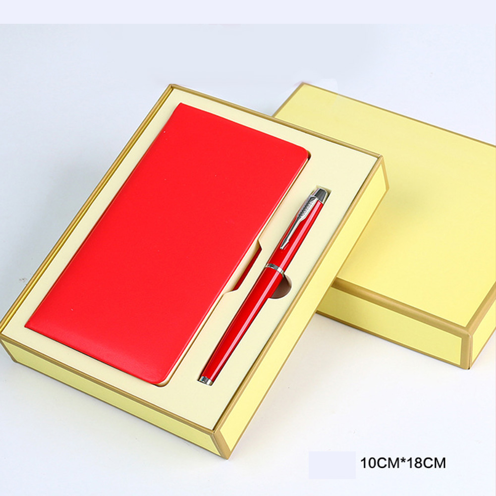 Rojo-pluma + cuaderno