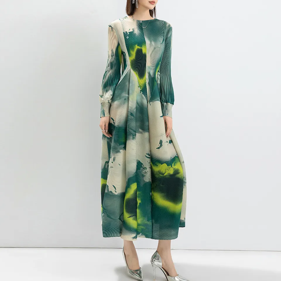 Orta doğu Vintage kadın pileli elbise moda baskı streç gevşek artı boyutu elbise bahar batı tarzı yapılan Polyester