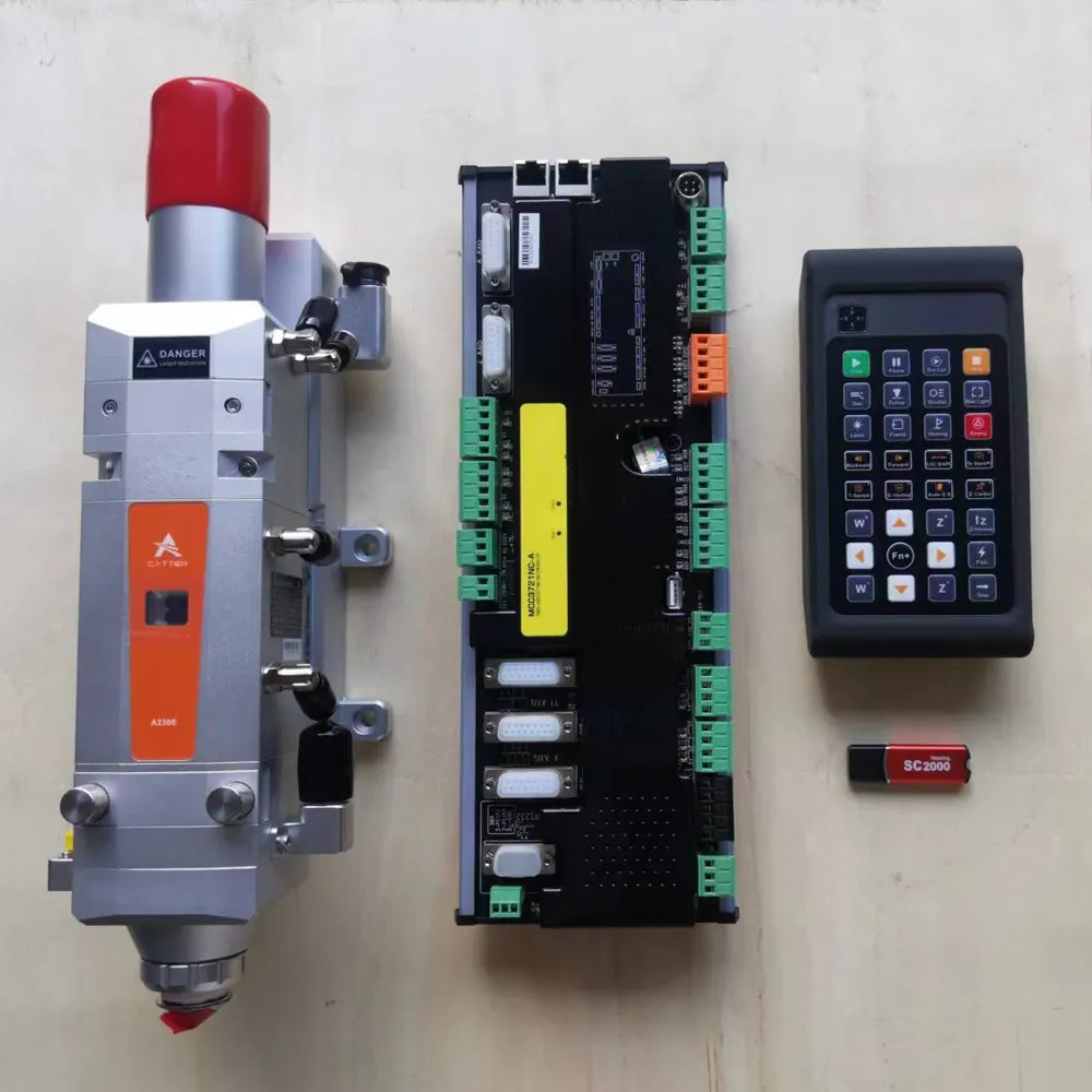 Testa di taglio Laser a fibra elettrica Au3tech A230E 3KW e controller Au3Tech MCC3721NC-A con software SC2000