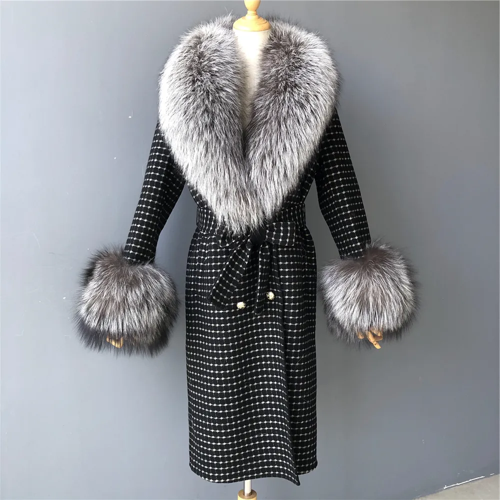 Mao Mao Fur 2021 New Fashionable Long Wool Coat Double Breasted Handmade Wool Coat With Real Fox Fur Collar Ladies Wool Coat